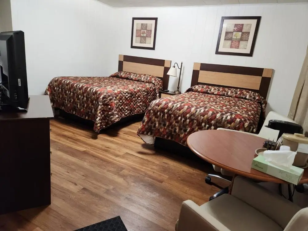 Cortland Motel 9